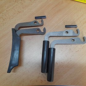 Kolík pružný do kliky dvířek 8x40mm